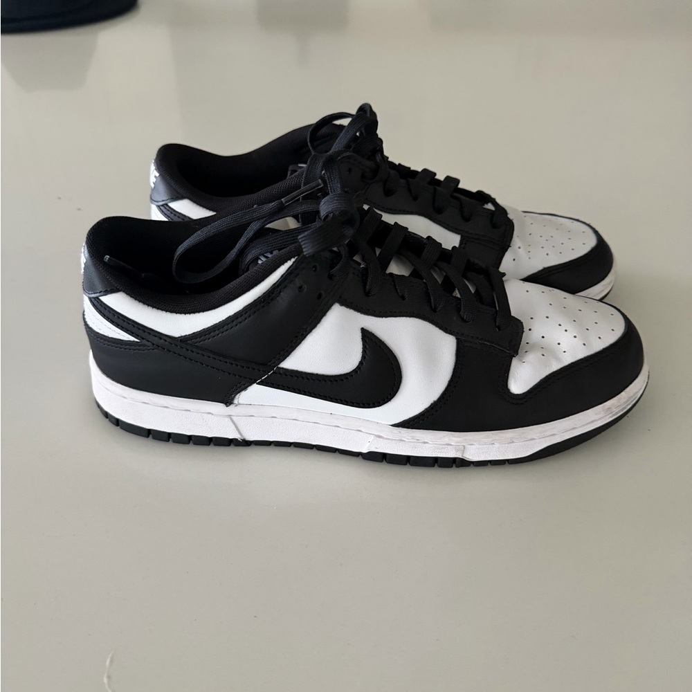 Nike Men dunk low black and White Sneakers